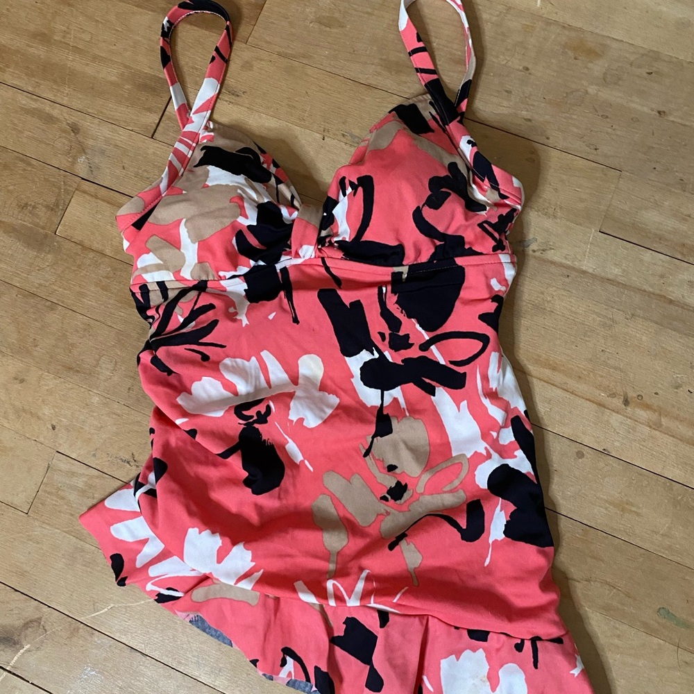 💖Magicsuit Coral Floral Swimsuit